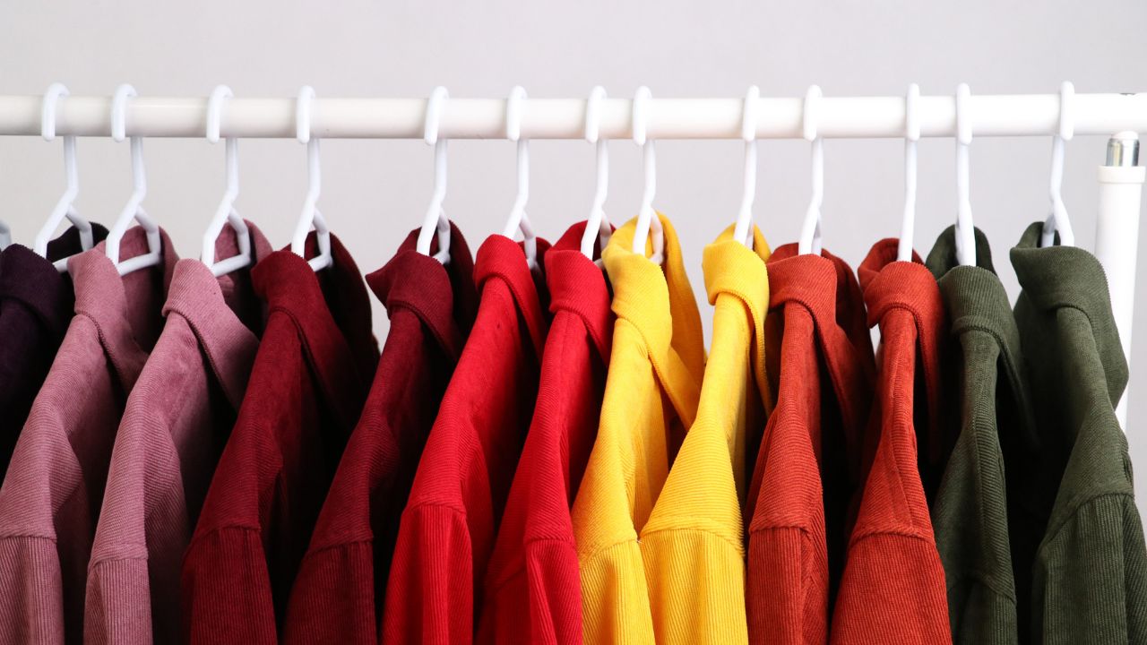 Tips Memilih Warna Baju Korsa Organisasi yang Bagus